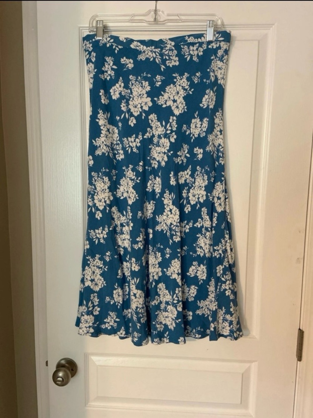 Old Navy Teal and White Floral Midi Skirt